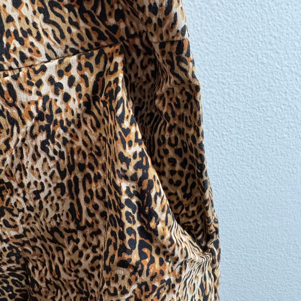 Time And Tru Cheetah Animal Print Stretch Shorts XXL (20) - Picture 2 of 5